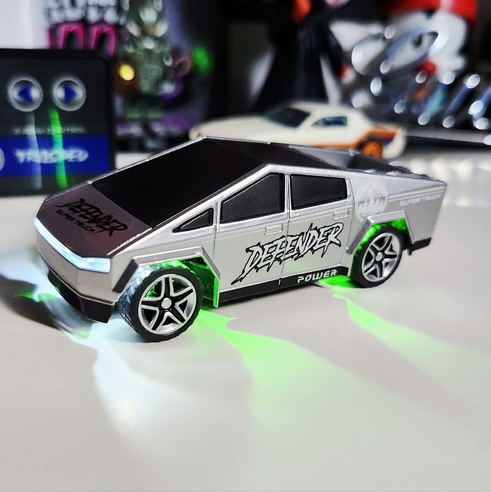RC CAR - Picture 5 of 9